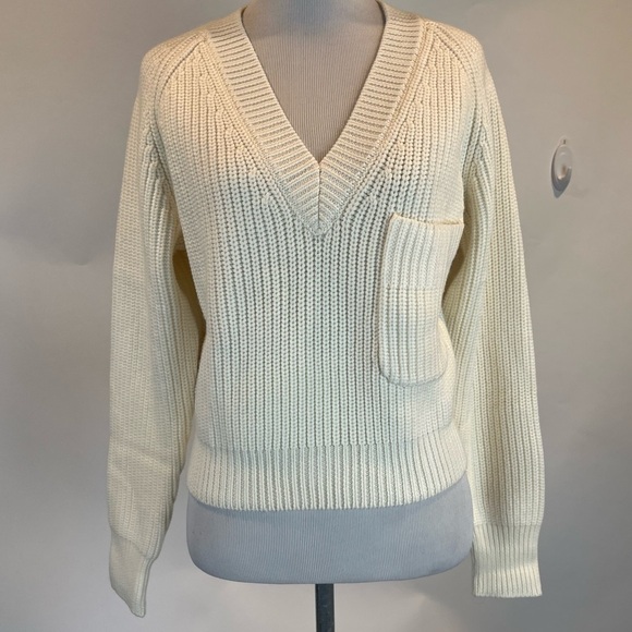 Lattelier Ivory V Neck Crop Cable Knit Pullover Sweater - Picture 1 of 8